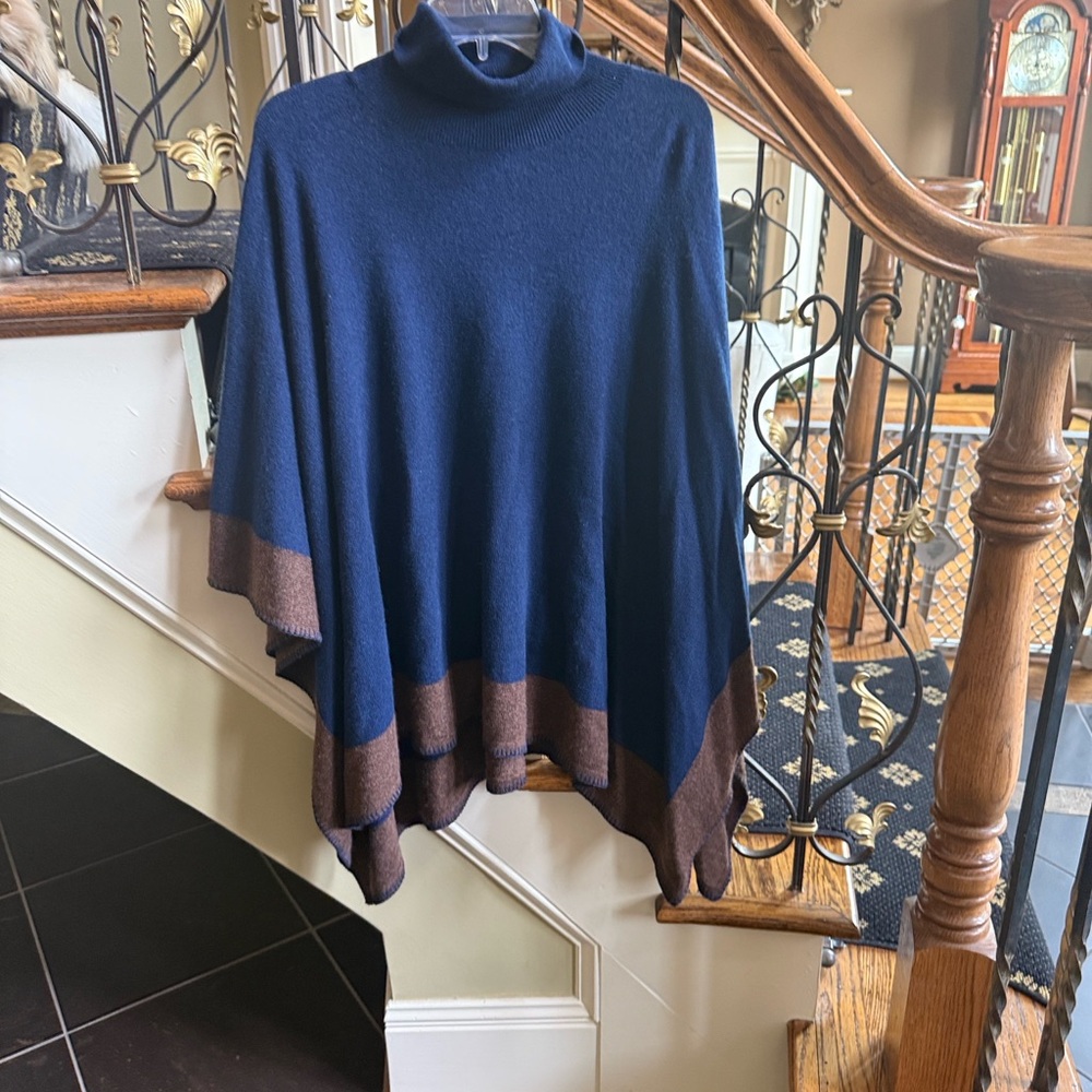 J.McLaughlin 100% Cashmere Poncho. Beautiful baby/ brown. Turtleneck. OS EUC - Picture 4 of 13